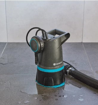 Pompe à eau sale Gardena 17500 basic