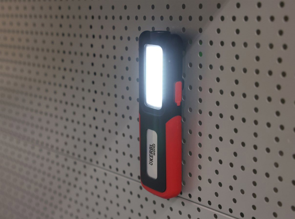 Lampe de travail LED avec batterie workfire 350