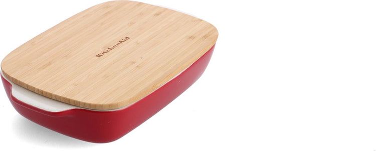 Plat à pâtisserie Kitchenaid avec couvercle en bambou - moyen : 1,8 l - passe au micro-ondes et au four jusqu'à 260°c sans couvercle - rouge empereur