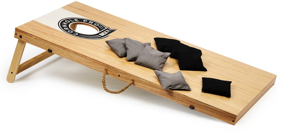 SELECTA Cornhole Throwing Game