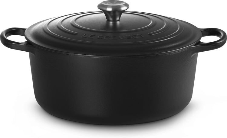 Poêle signature Le Creuset noir mat - ø 30 cm 8,1 litres - grande cocotte ronde en fonte - émail noir mat - pour grandes portions, soupes et rôtissoires - convient à l'induction, au four et à tous feux