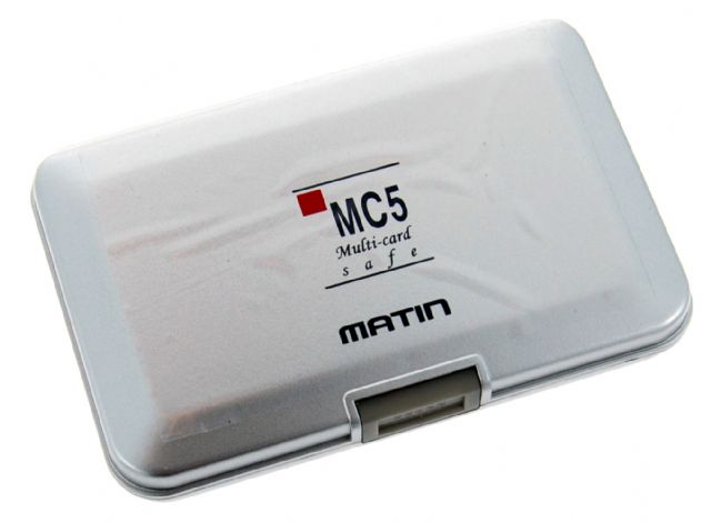Case multi-cartes Matin M-7111