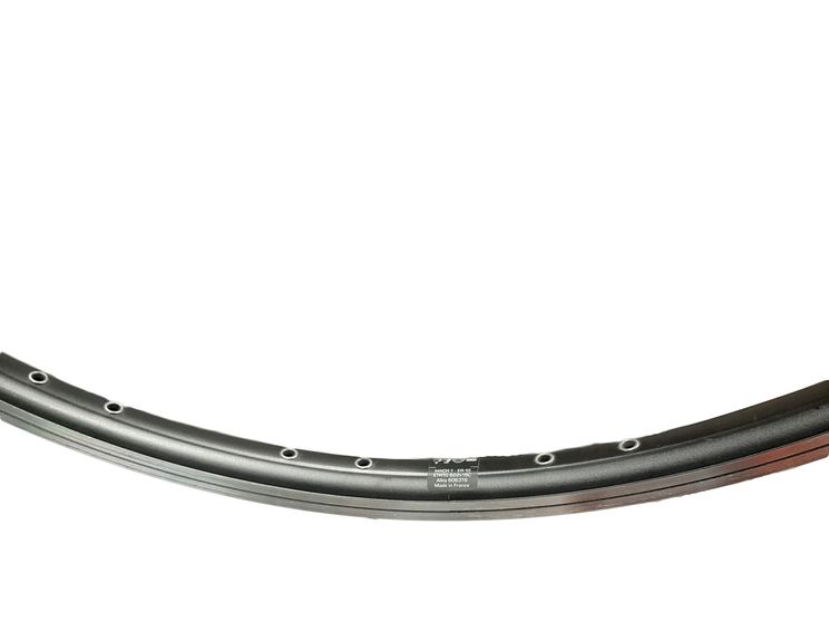 Mach1 Rim 28 pouces (gazelle) 36 trous 2x18 argent noir