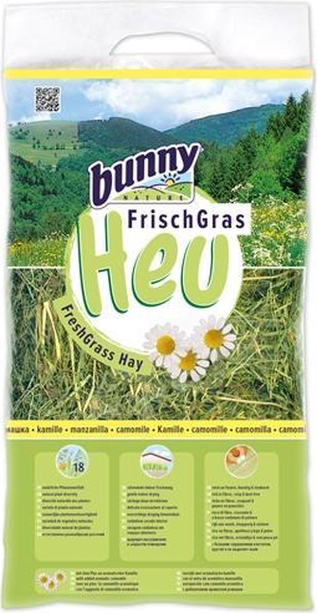 Nature lapin foin d'herbe fraîche avec camomille