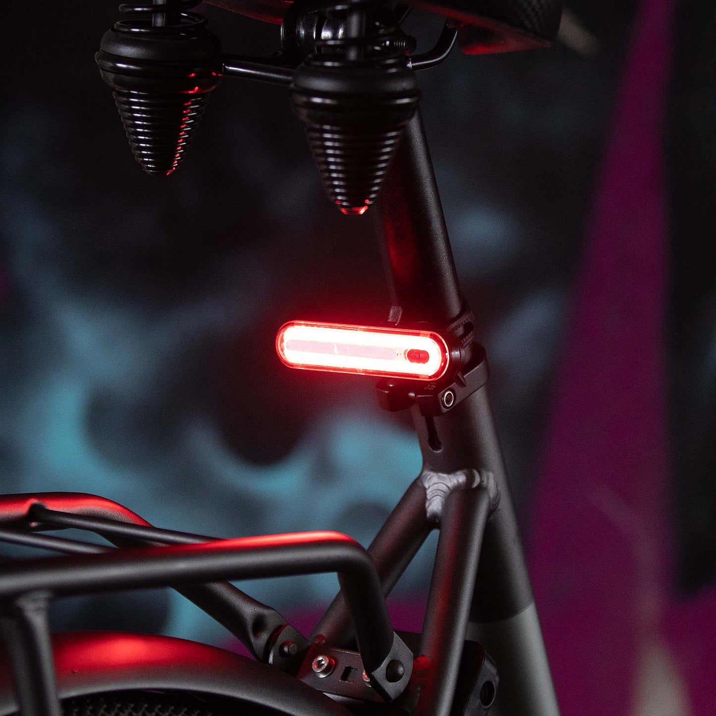 Feu arrière UrbanProof rechargeable Ultra Bright