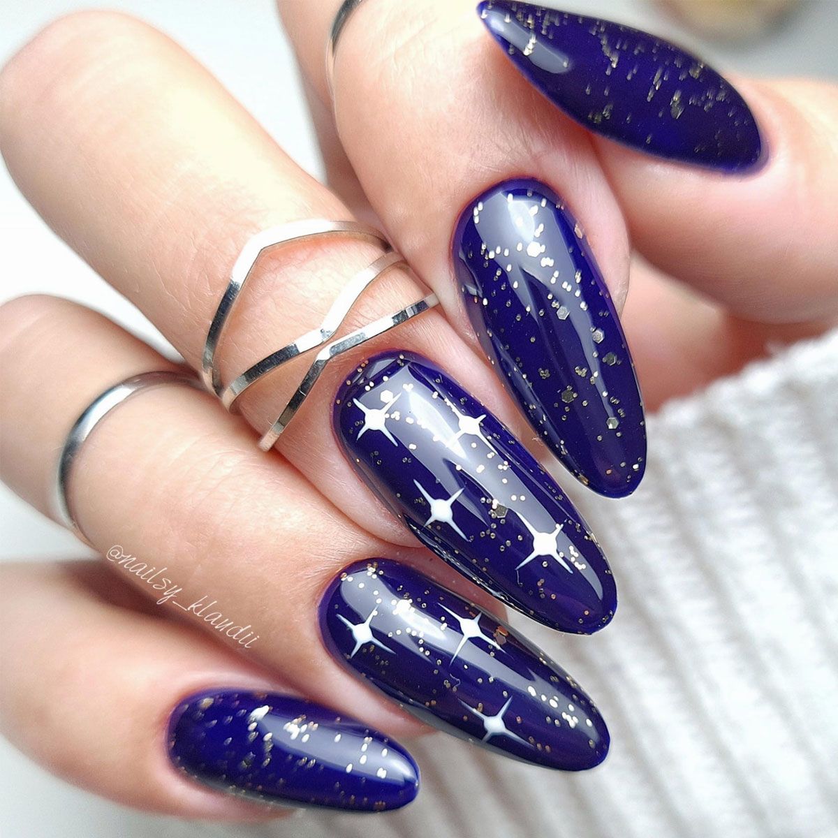 Claresa Claresa UV a conduit Gellak 5ml Blue 716 Berries complètes