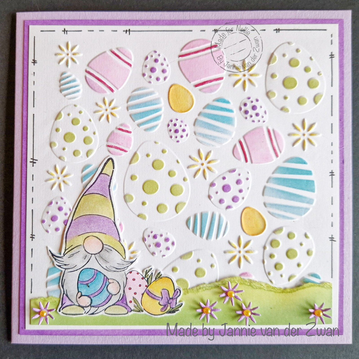 Le choix de Nellie • Dossier de gaufrage 3D fond Oeufs de Pâques 15x15cm