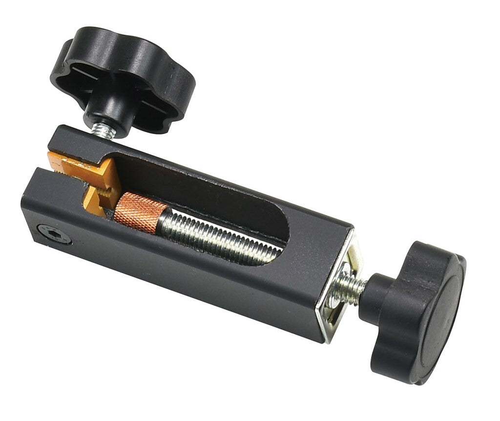 Presse hydraulique Icetoolz pour nipples et banjo 24054p5