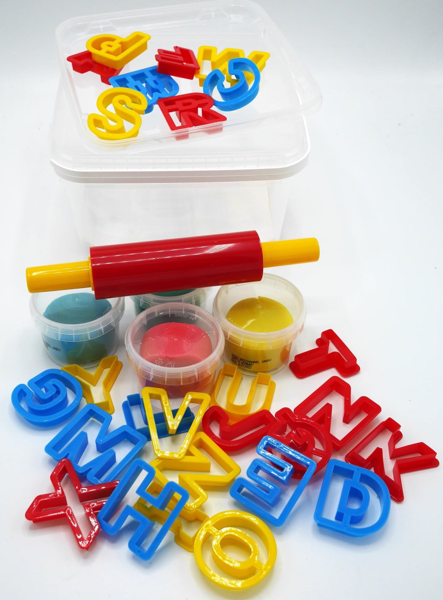 Createk Kleiset avec la forme alphabet et 4 pots d'argile