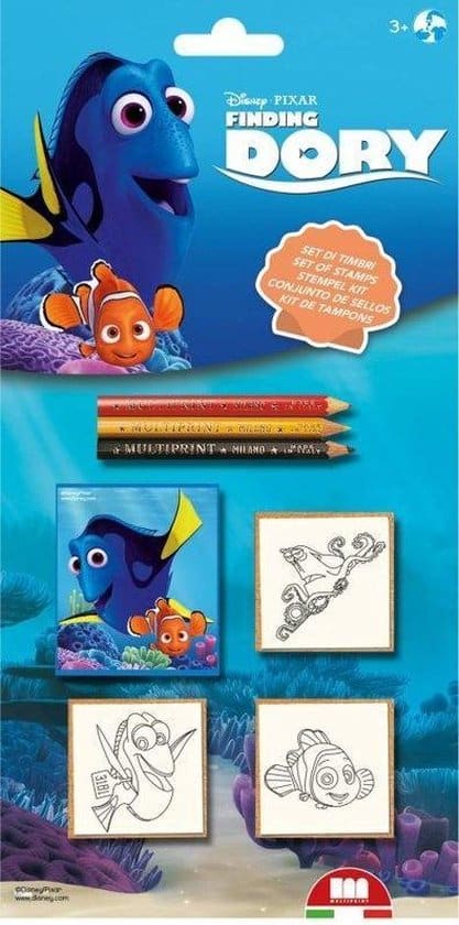 Trouver un jeu de tampons en bois Dory avec des crayons de couleur
