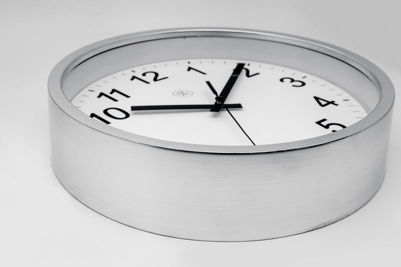 Nextime Nextime NX-7307ZI-V2 CLORME MURS NXT DIAM. 25,5 cm en plastique, cadran blanc, # 039; montre silencieuse