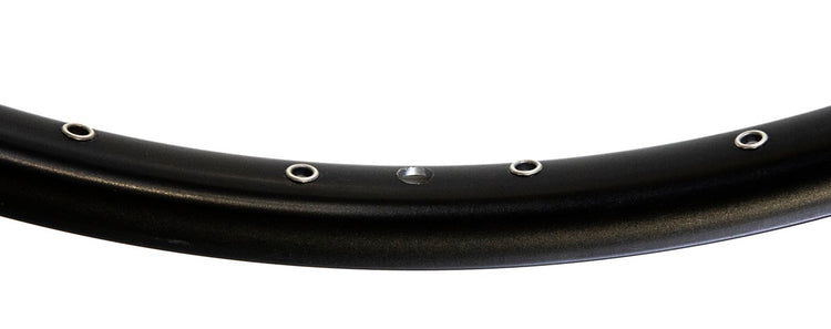 RIM 650 28 pouces non rayés 36gts noir