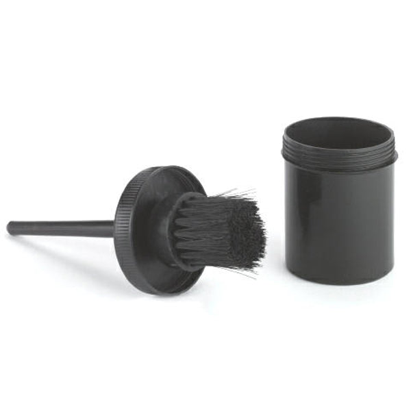 Brosse avec capuchon pour huile pour sabots