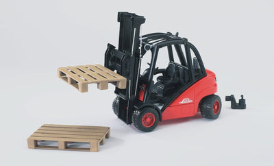 Bruder Linde Forklift H30D avec barre de remorquage et 2 palettes