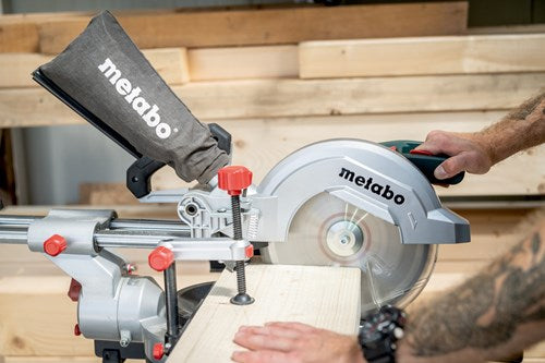 Scie à tronçonner Metabo kg 254 m avec fonction de traction | nouveau modèle - 602540000