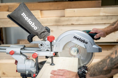 Scie à tronçonner Metabo kg 254 m avec fonction de traction | nouveau modèle - 602540000