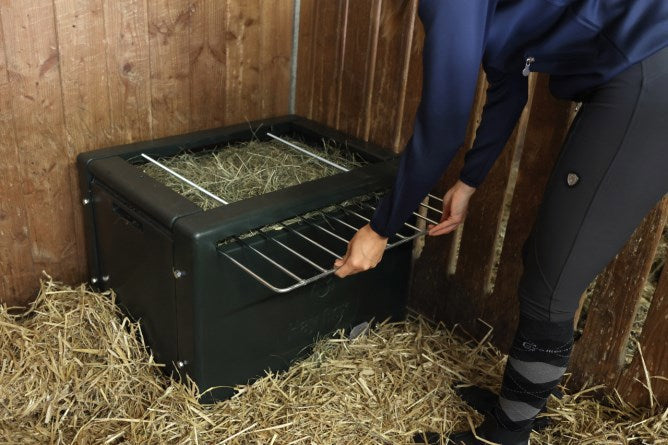 Boîte à foin économe en nourriture