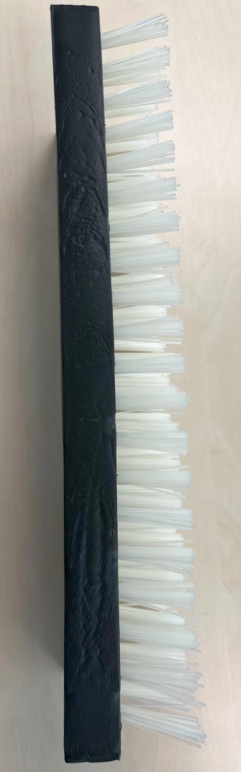 Brosse à mollets nylon blanc 4cm 45x15cm