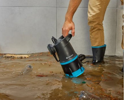 Pompe à eau sale Gardena 17500 basic