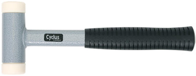 Marteau en plastique 650 g avec amortisseur de recul. Cyclus 7720925