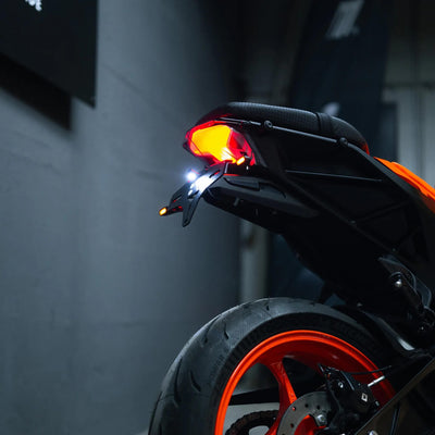 Transporteurs de plaques d'immatriculation du motoïsme MI KTM 125 390 Duke 24-