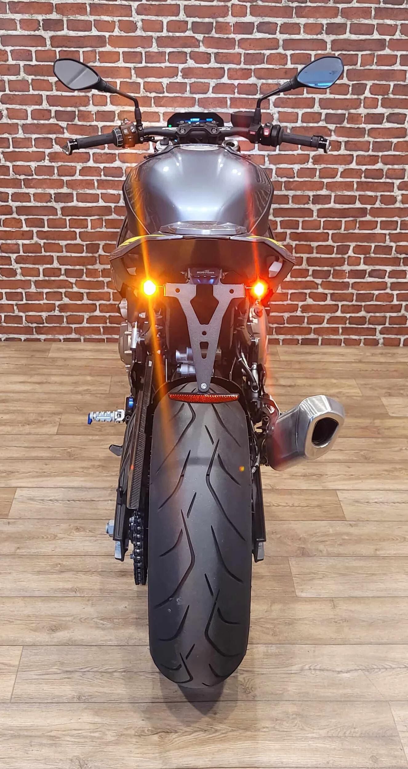 Kellermann Kl Turn Signal Spot DF Tail Fight SW