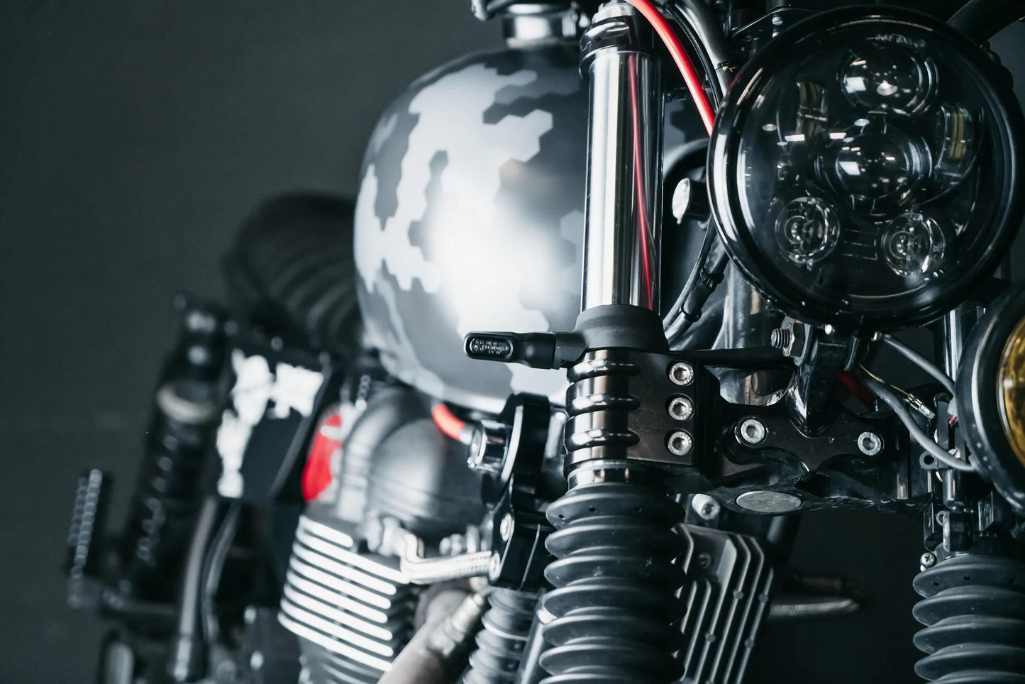Indicateurs de mini-direction de l'Union du Motoïsme