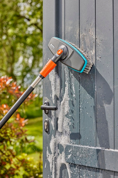 Ensemble de nettoyage Gardena CleanSystem avec une poignée douce, ST