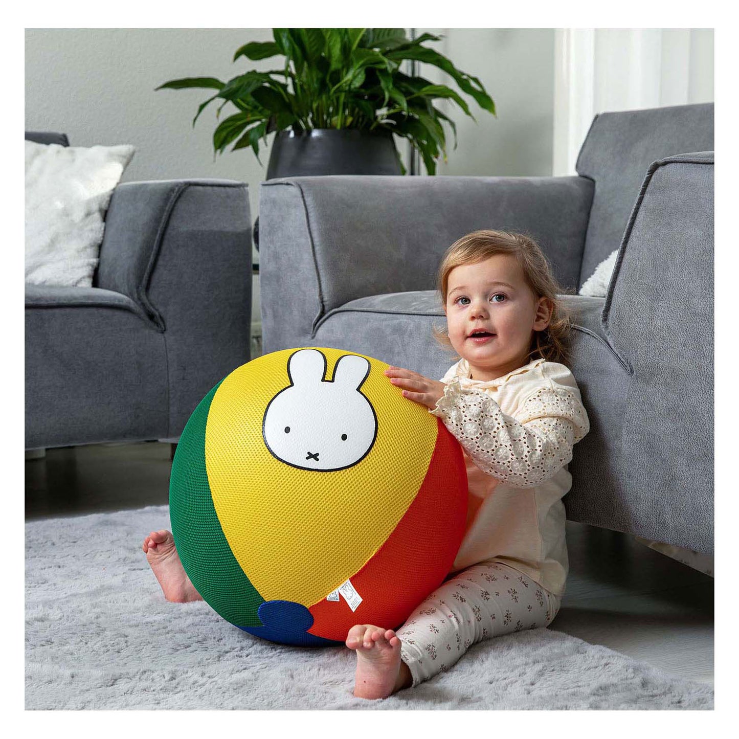 Balle gonflable en filet Miffy 40 cm