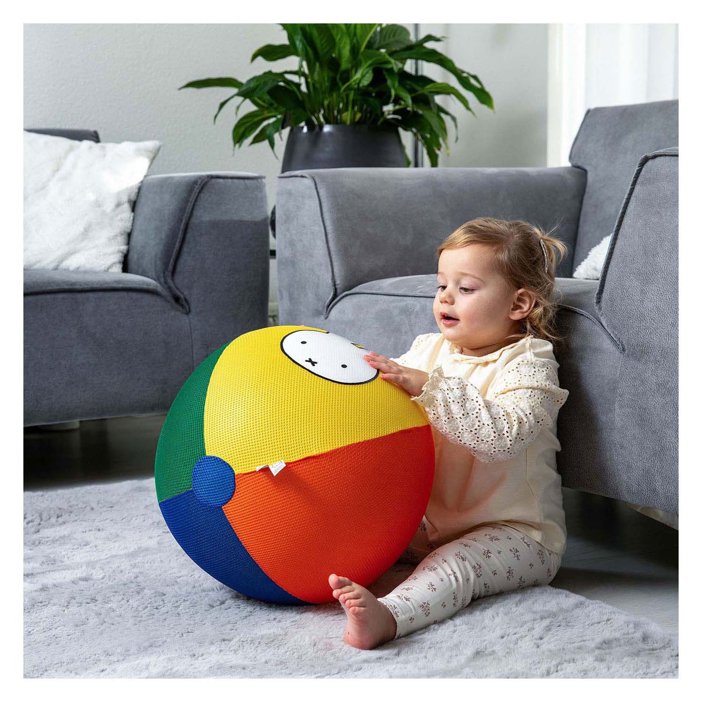 Balle gonflable en filet Miffy 40 cm