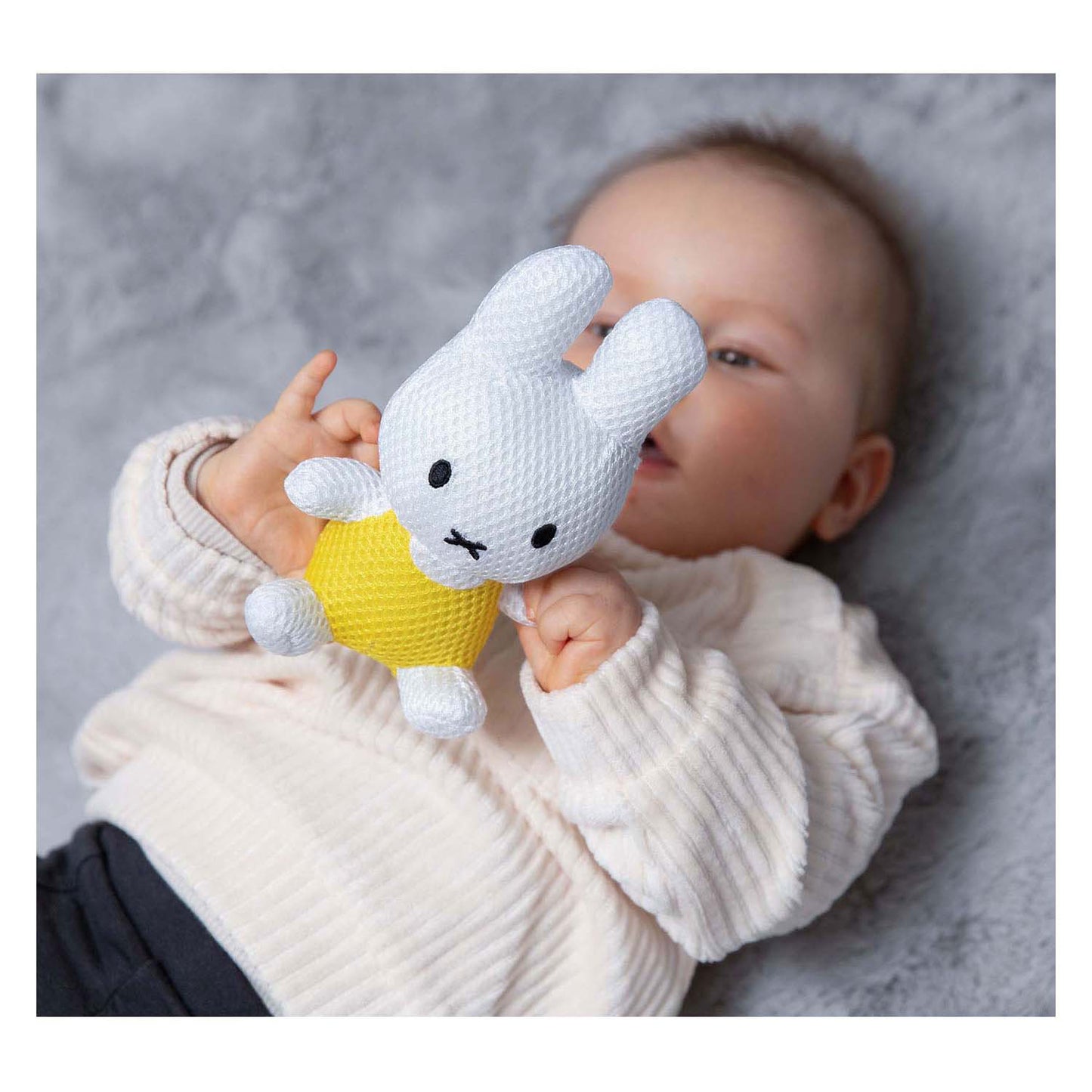 Figurine de bain en tissu Miffy 15 cm