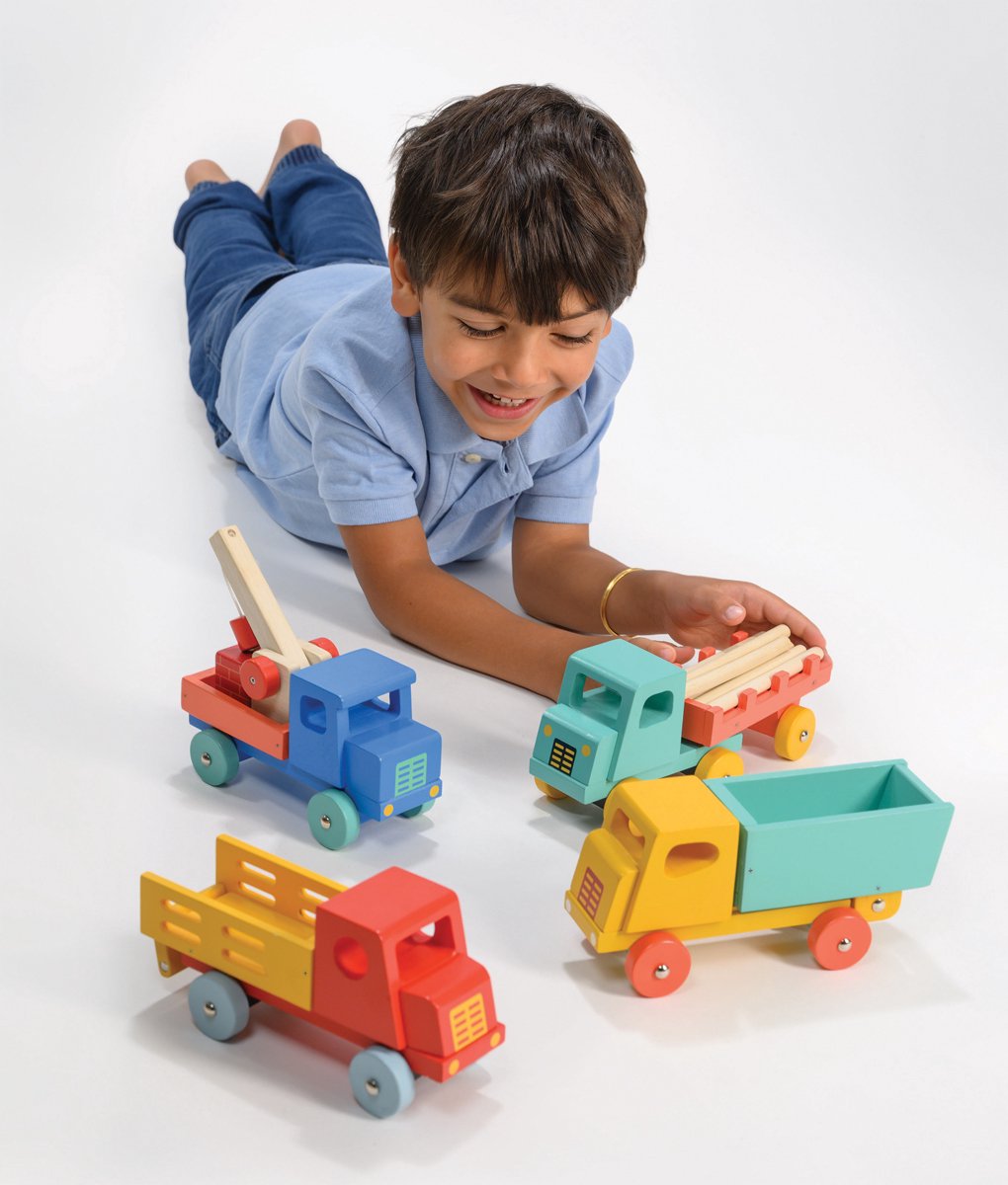 Véhicules Mentari - camion jaune - 21x8,20x10cm - bois - 3 ans