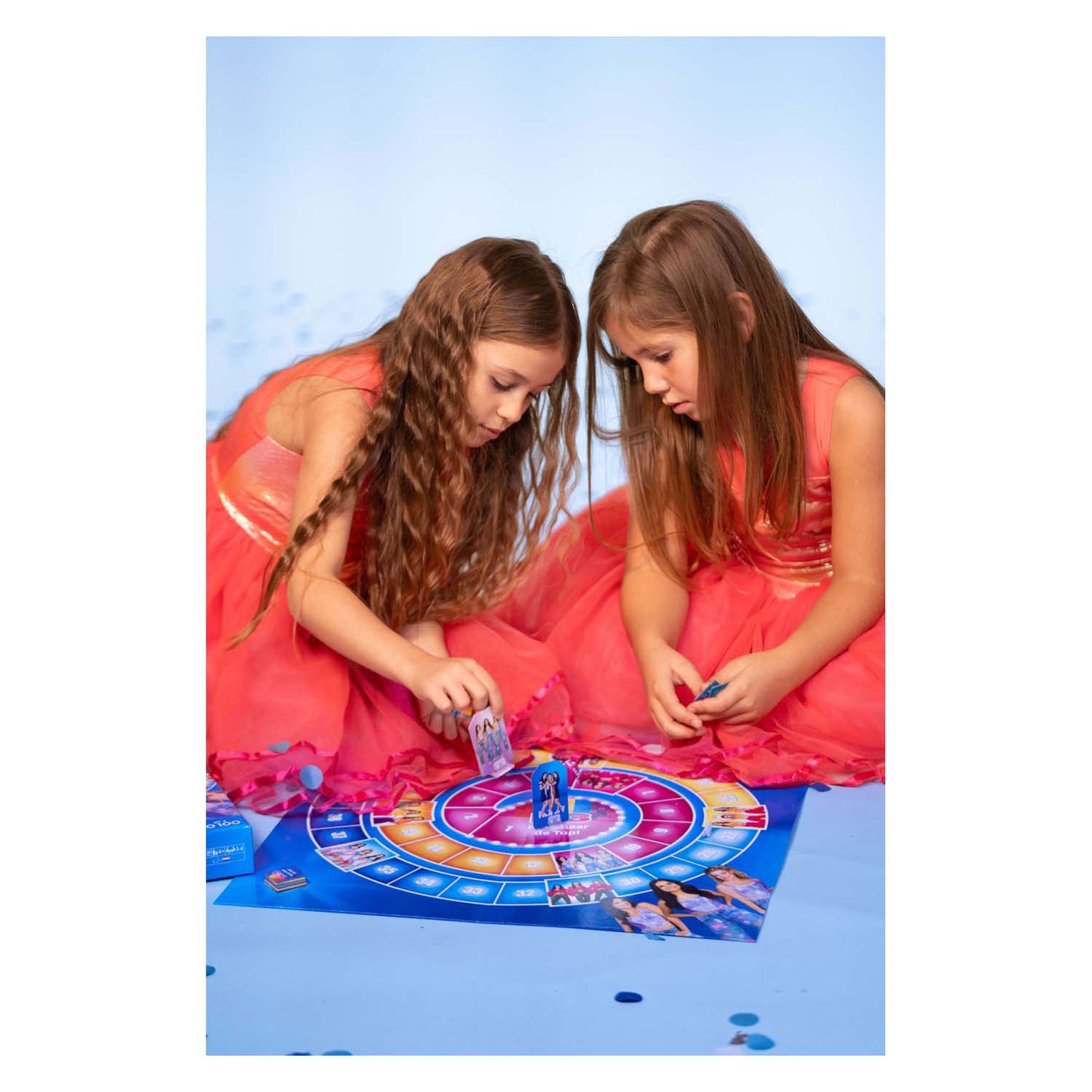 Studio 100 Race to the Top Board Game