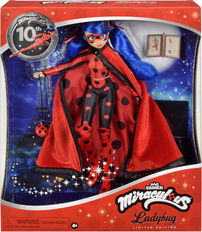 Bandai - poupée miraculeuse coccinelle 10e anniversaire - ensemble en édition limitée avec accessoires - sous licence officielle miraculeuse - poupée mannequin articulée 26 cm - jouets pour enfants 4+ - p50199