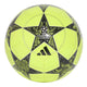 Le ballon de football de la ligue des champions adi - jaune