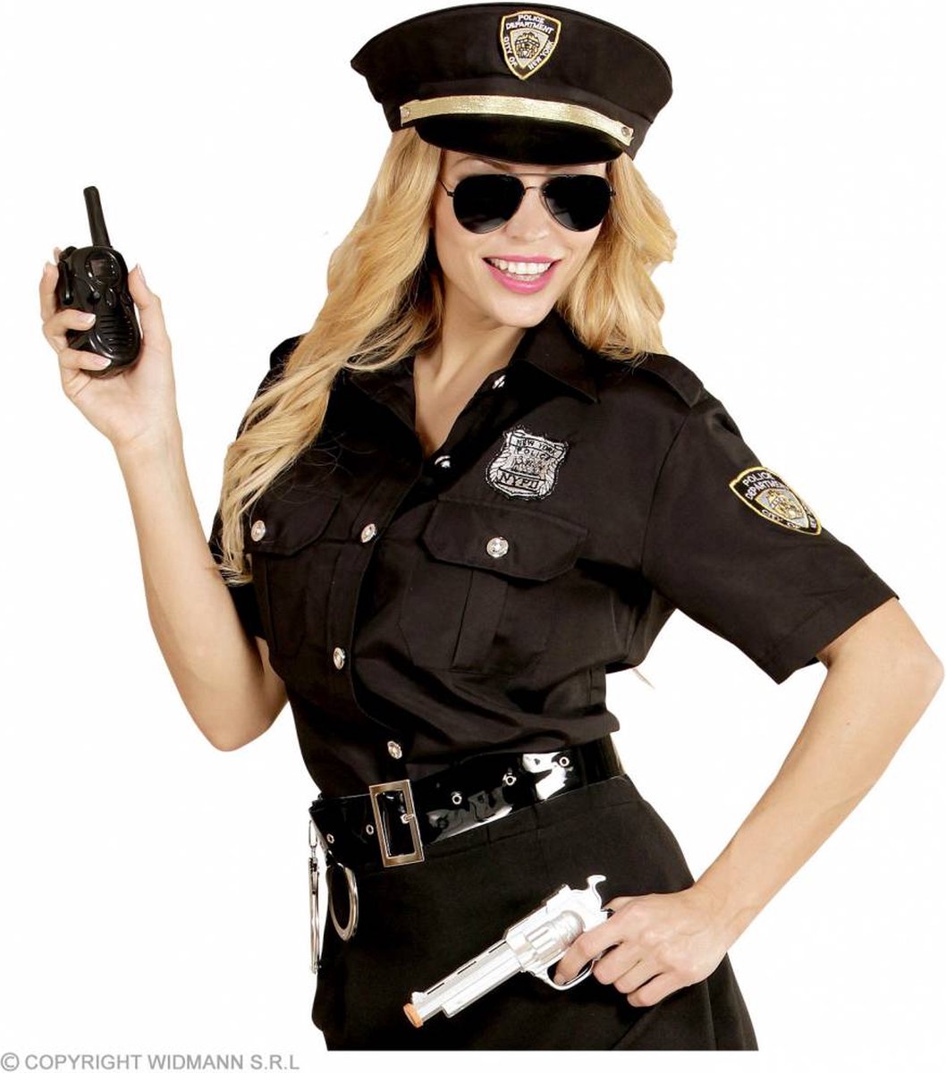 Widmann, une policière coriace, Julie.