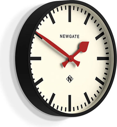 Horloge murale universelle de chemin de fer Newgate noire 43cm