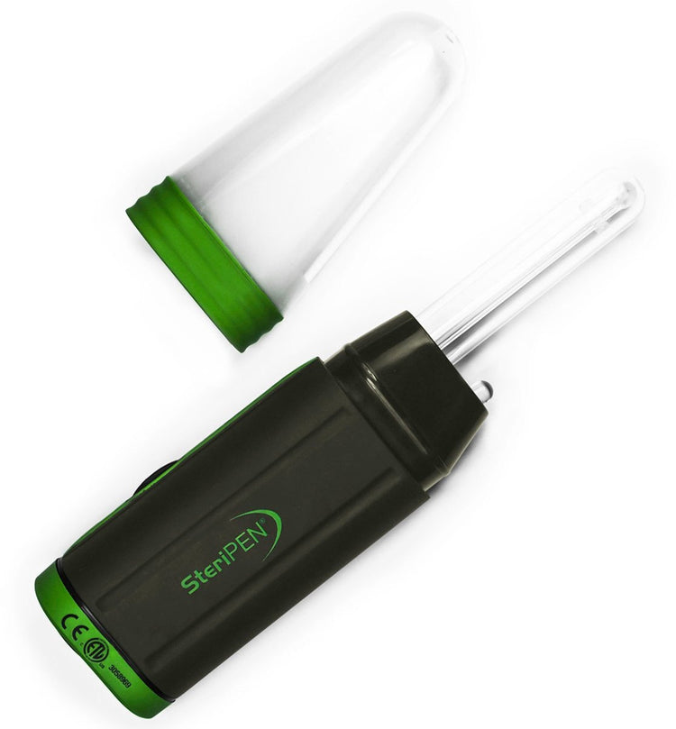 Steripen Adventurer Opti – Filtre à eau et purificateur UV – Filtre à eau portable pour l'extérieur, le camping et les voyages – Noir vert