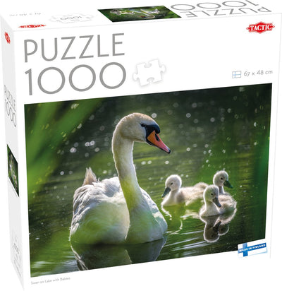 Cygne tactique sur un lac avec des bébés – puzzle – 1000 pièces – famille de cygnes dans la nature – photographie animalière apaisante – haute qualité scandinave