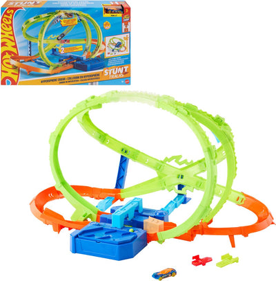 Une cascade de Hot Wheels suit un accident d'hypersphère - avec 1 voiture en métal