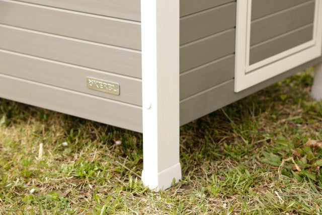 Poulailler eco stable en plastique barney