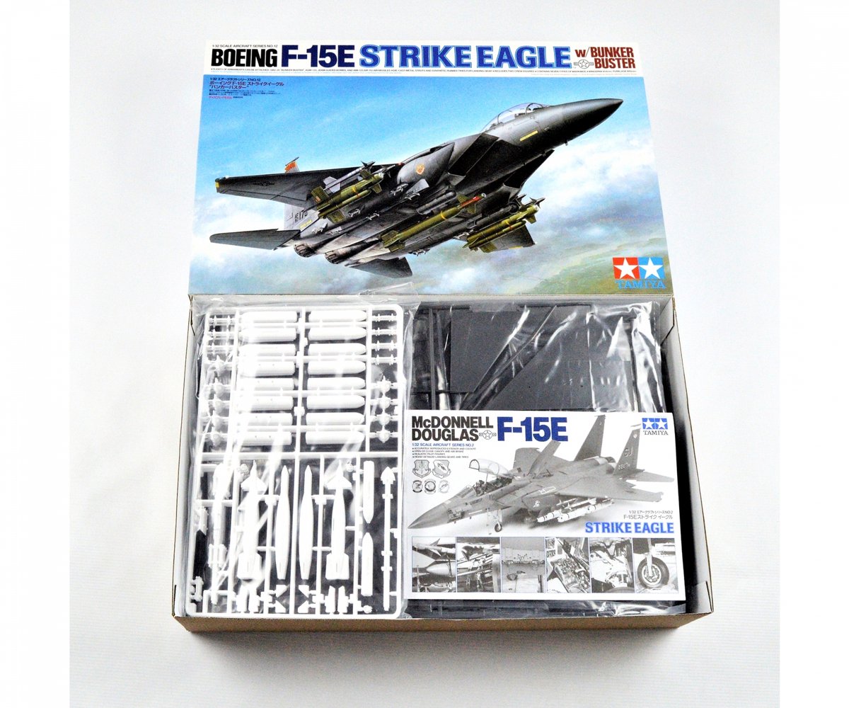 Tamiya maquette avion - 60312 boeing f-15e bunker buster strike eagle plastique - 1:32 - maquette