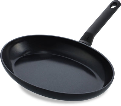 Poêle à poisson BK easy basic en céramique avec revêtement antiadhésif ø32 cm - sans PFA - poêle à poisson à induction - passe au four jusqu'à 160 degrés - passe au lave-vaisselle - sans couvercle - poignées froides - noir