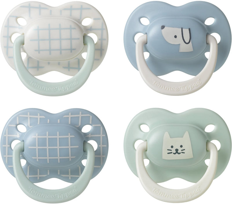 Sucette Tommee Tippee Ultimate Fit - 0-6 mois - 4 pièces - Sucette symétrique orthodontique pour bébé - Silicone 100% sans BPA - Déco bleue