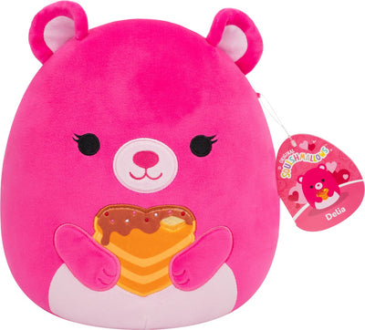 Squishmallows squishmallow saint valentin - peluche delia 19cm - ours rose tenant des crêpes coeur
