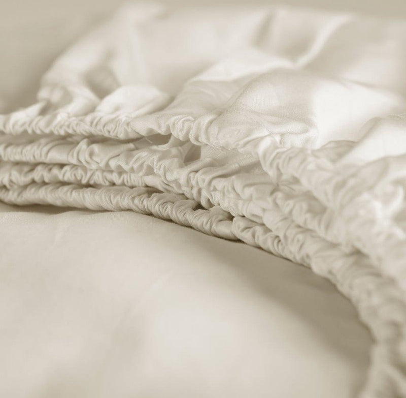 Drap-housse Cendrillon dimanche - surmatelas - satin 100% coton - extra long - 180x220 cm - jusqu'à 15 cm - ivoire