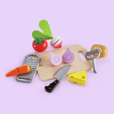 Hape Cooking Essentials – Set de cuisine jouet avec planche à découper et légumes, 10 pièces, à partir de 3 ans