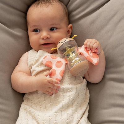 Hape rainmaker papillon rosalie - hochet bébé et faiseur de pluie à partir de 0 mois