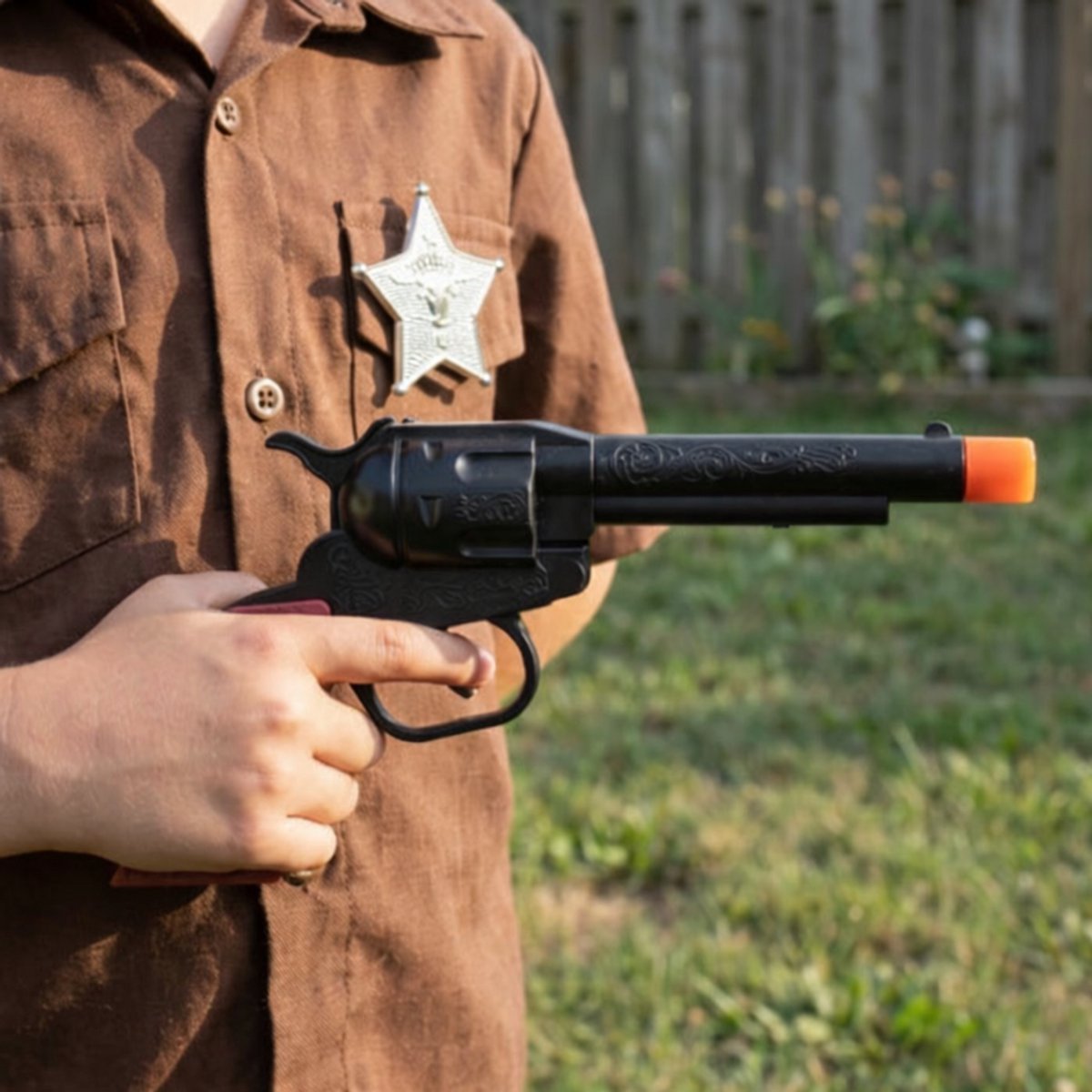 Eddy Toys Revolver et badge de shérif - Ensemble de 2 pièces - Revolver jouet - Jouet étoile de shérif - Jouets de jeu de rôle de cowboy - Accessoires de costume de police