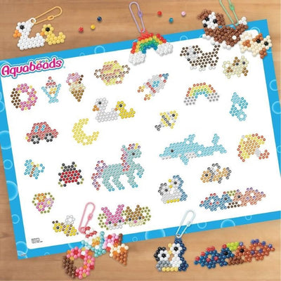 Aquabeads 35025 - coffret complet mes porte-clés et pendentifs - perles qui collent à l'eau
